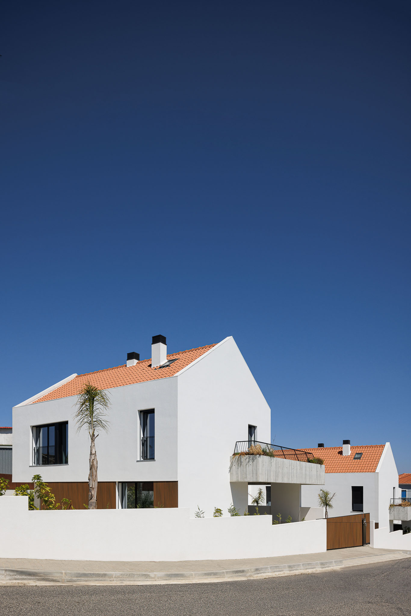 Casas BD em Sintra com Arquitectura Esquissos e fotografias de Ivo Tavares Studio Sintra Portugal Arquitectos Architecture Architects Housing Houses